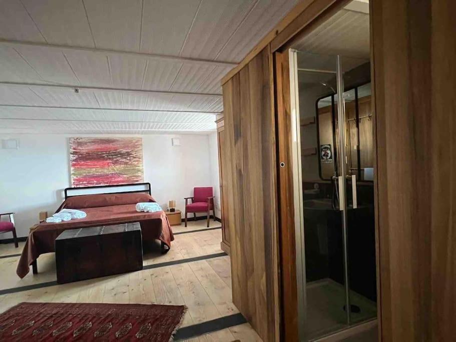 Kamyhouse Una Tranquilla Struttura Nel Verde Vila Nápoles Exterior foto