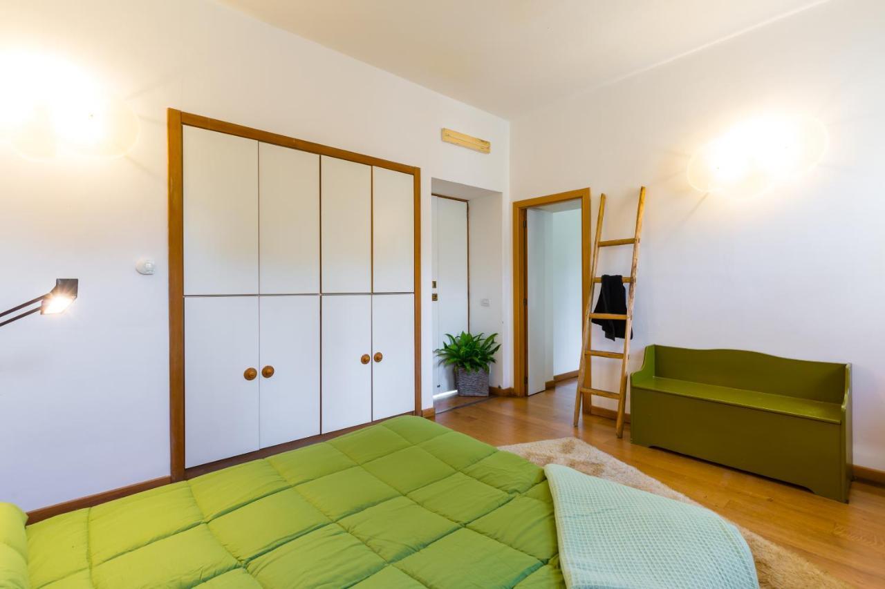 Kamyhouse Una Tranquilla Struttura Nel Verde Vila Nápoles Exterior foto