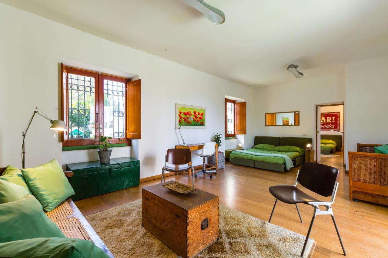 Kamyhouse Una Tranquilla Struttura Nel Verde Vila Nápoles Exterior foto